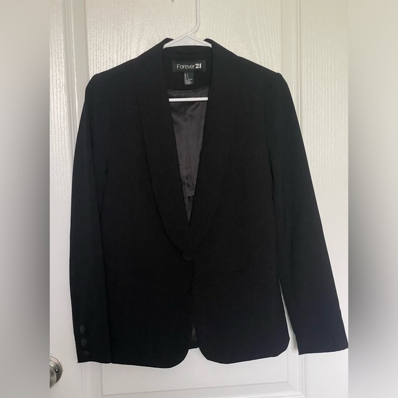 Forever 21 Women’s Black Blazer Size S - Picture 2 of 4